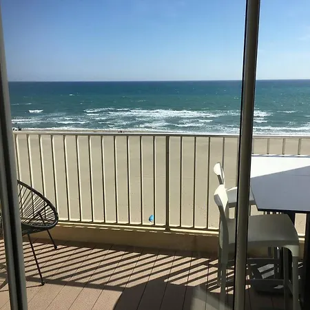 Magnifique T3 Climatise Avec Parking - Fr-1-833-10 Canet-en-Roussillon